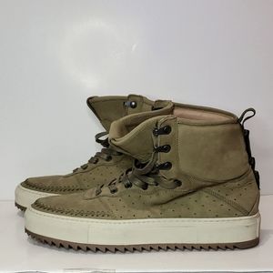 Savant New York mans high top sneakers size 43 (10.5 I would say)